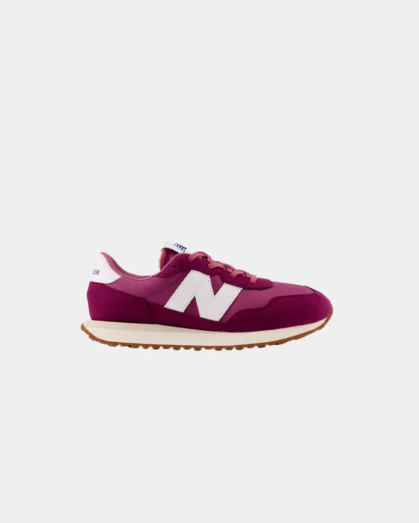 New balance 410 preto best sale e dourado