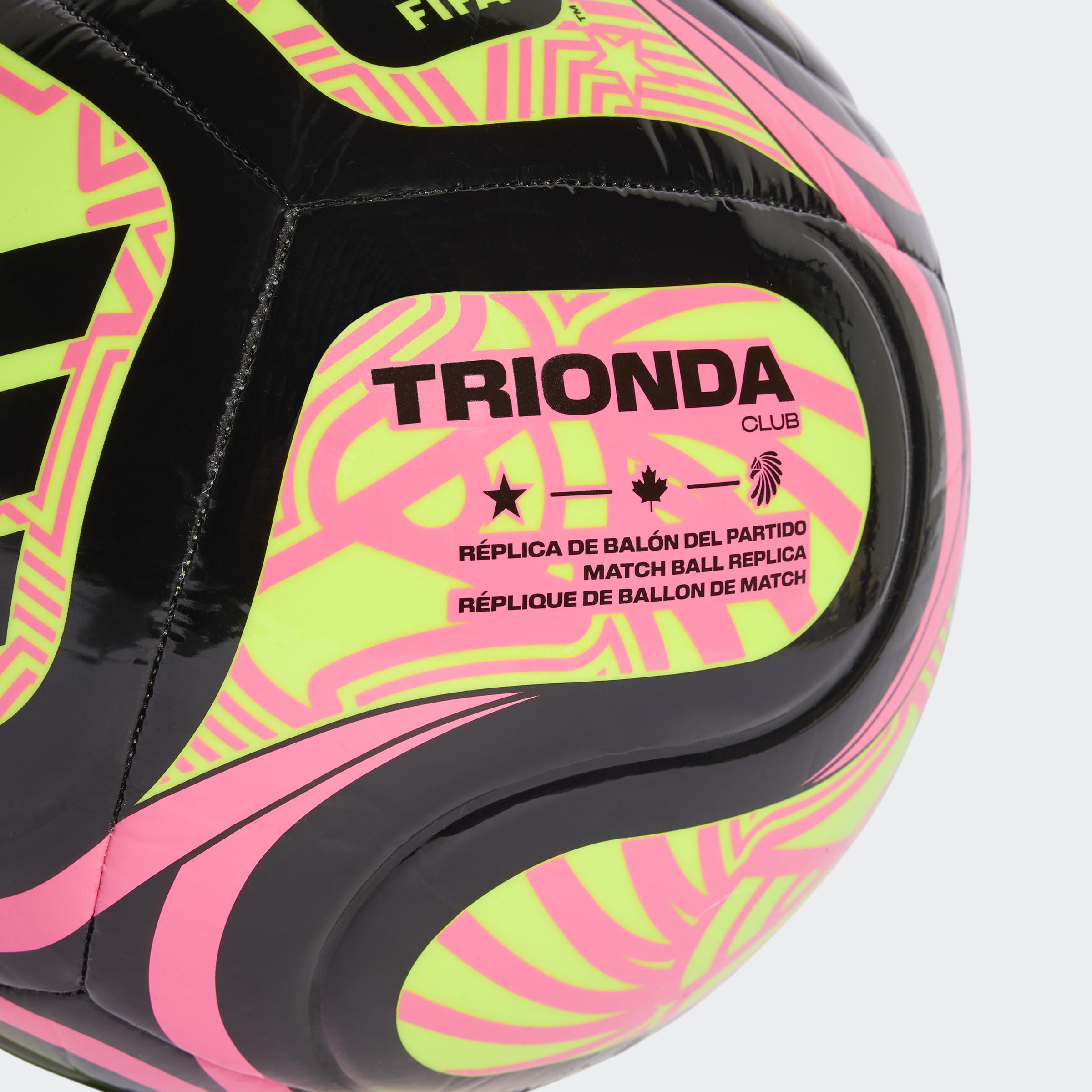 Adidas Bola World Cup 26 Trionda Multicor Adidas 