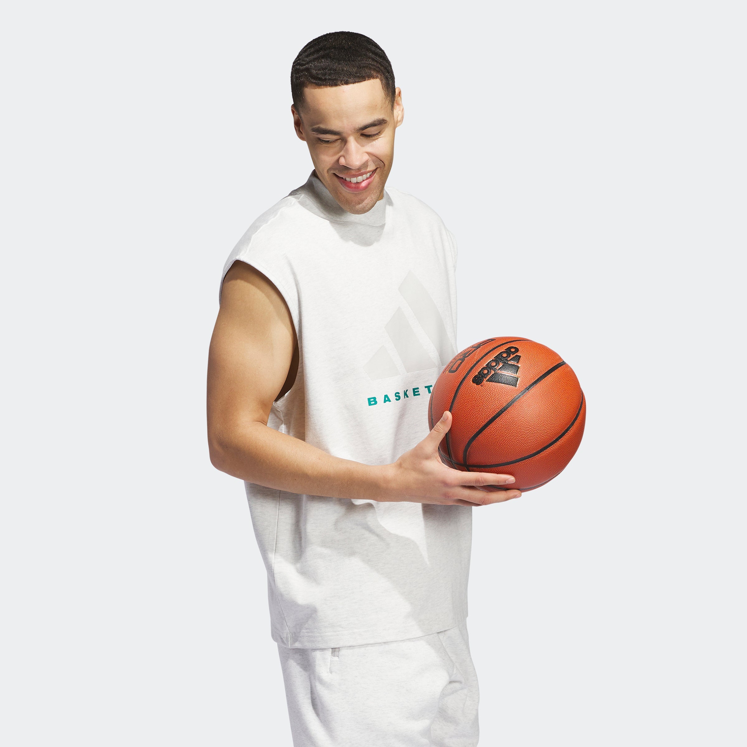 Adidas T-Shirt Basquetebol Unissexo Cinza Adidas 