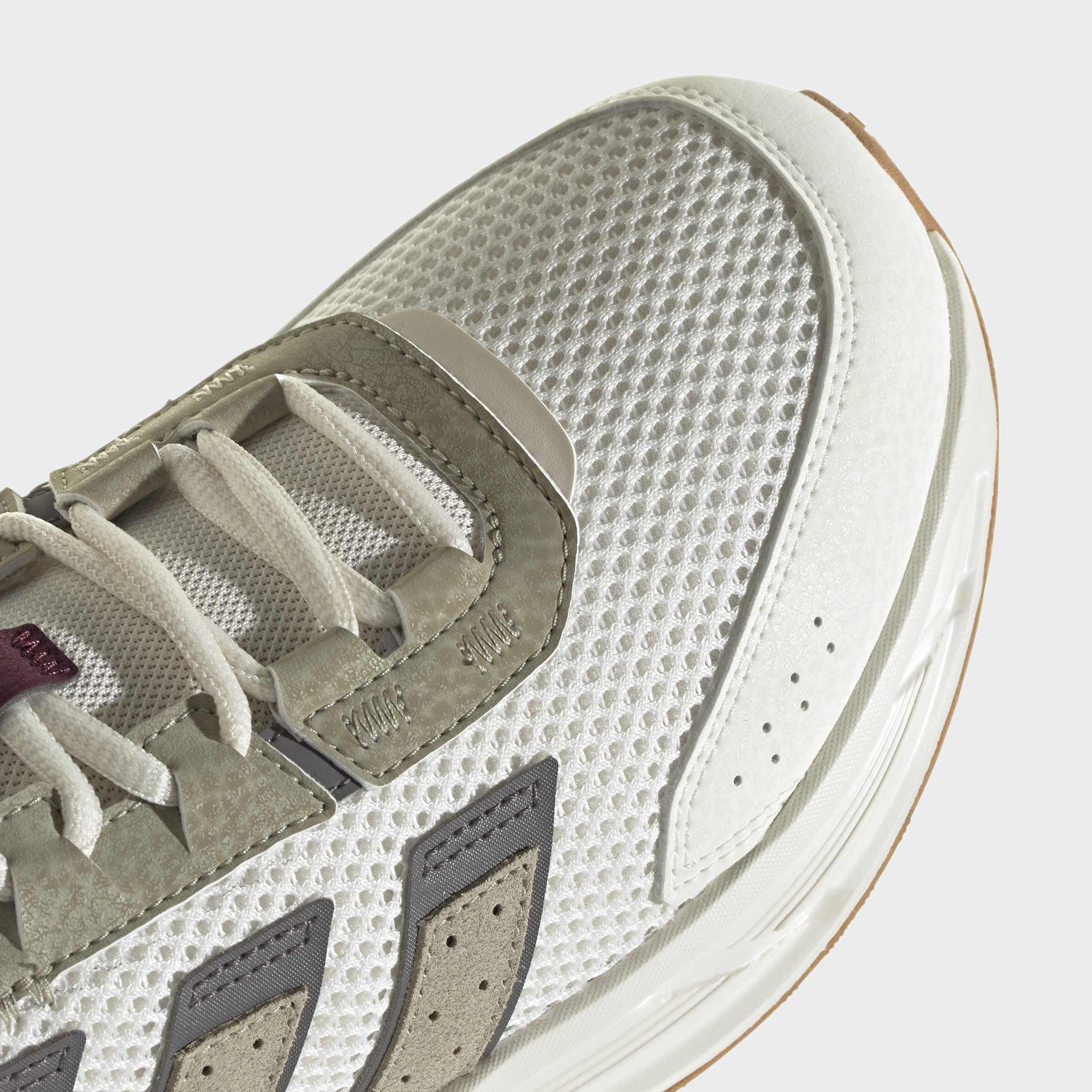 Sapatilha Adidas Astrastar Bege/Verde Adidas 