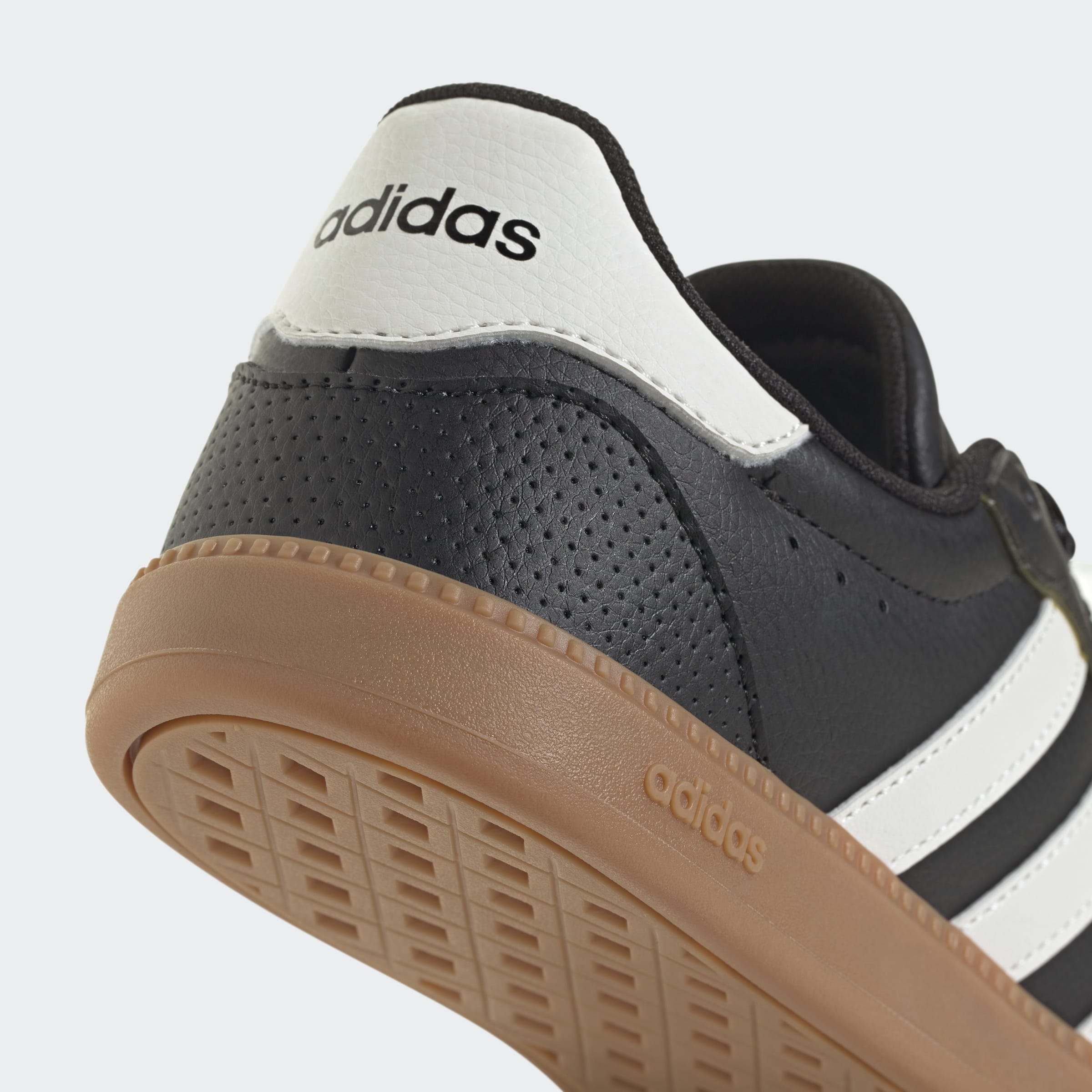 Adidas Breaknet Sleek Preta/Cinza Adidas 