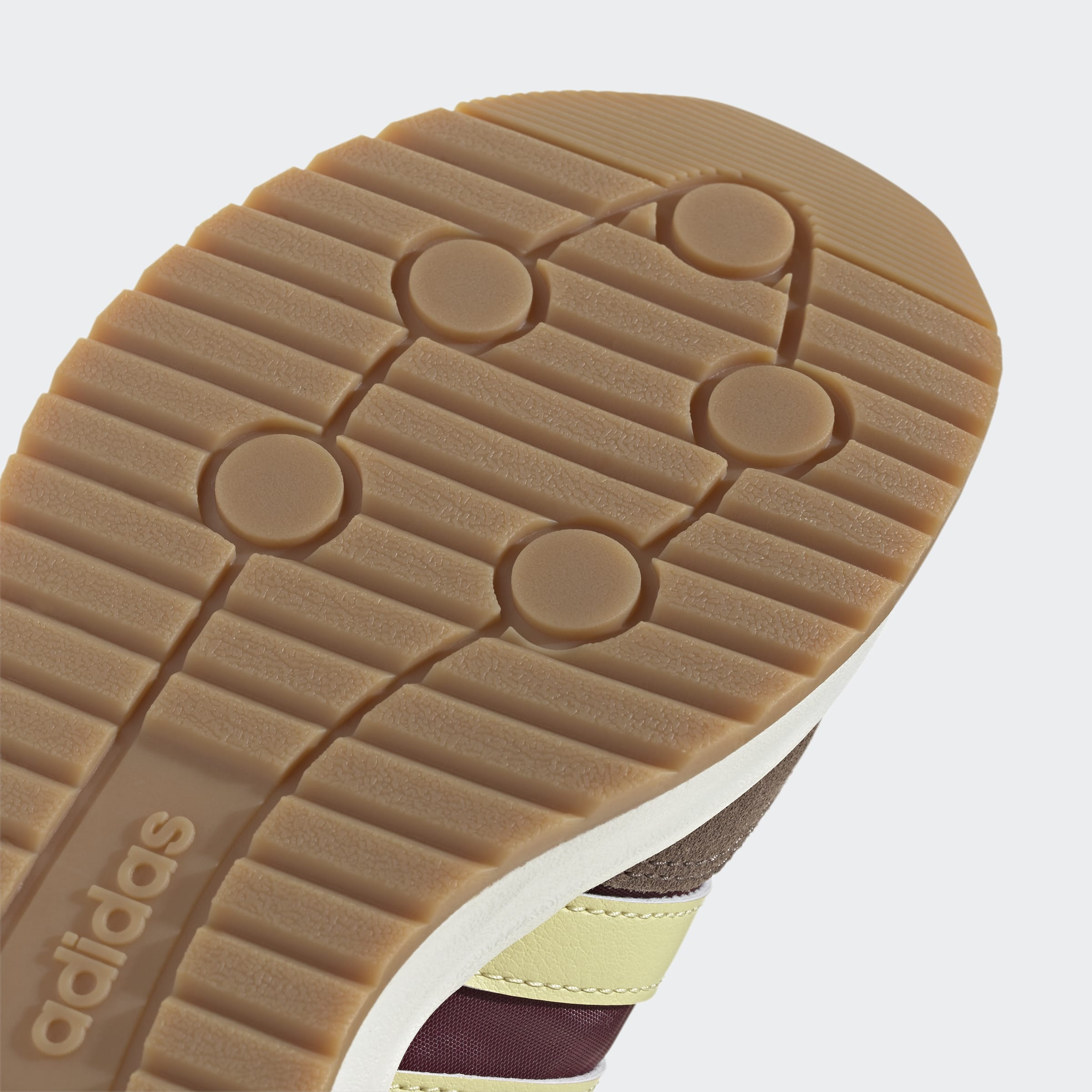 Adidas Run 70s 2.0 Castanho/Bordô Adidas 