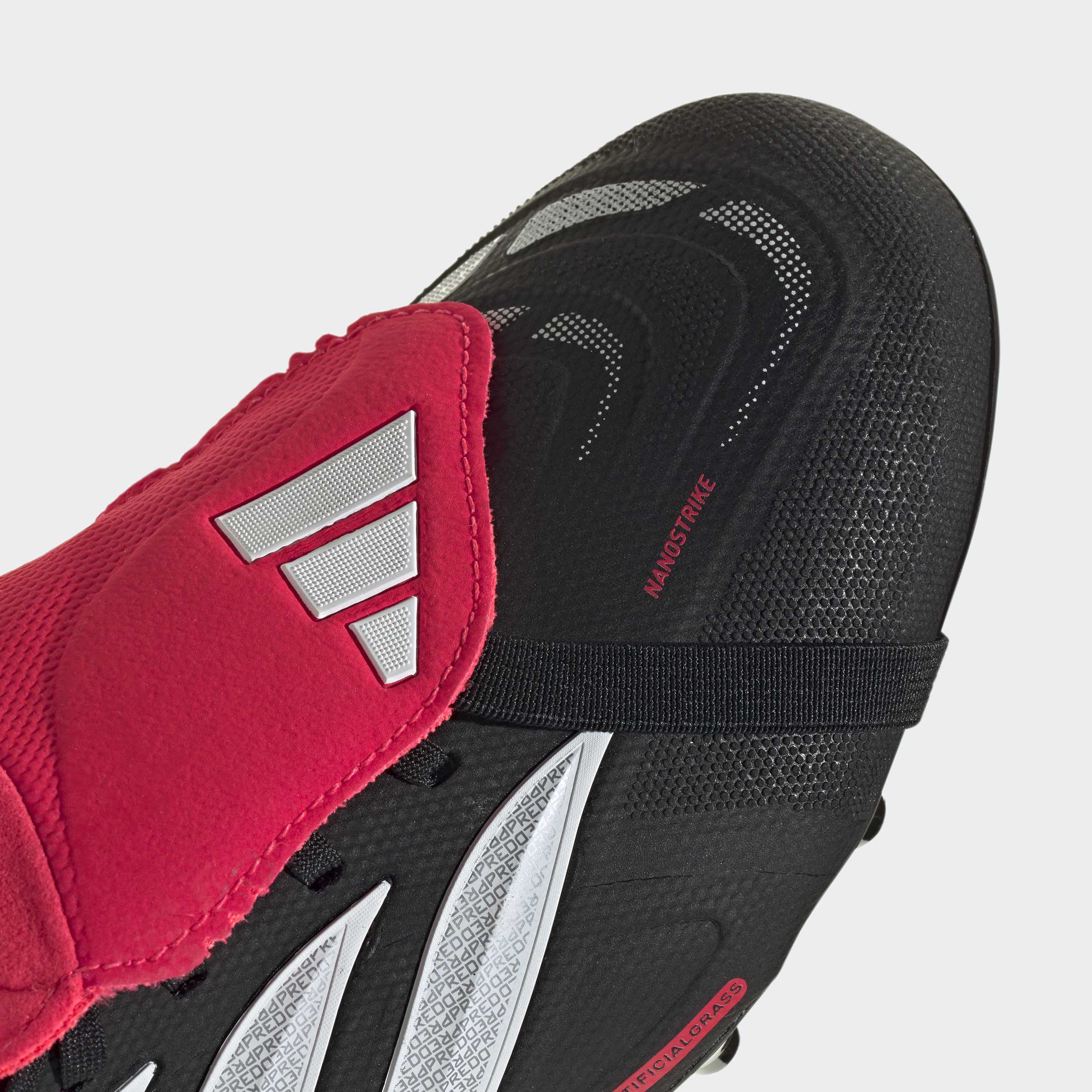 Chuteiras Adidas Predator League FT AG Pretas Adidas 