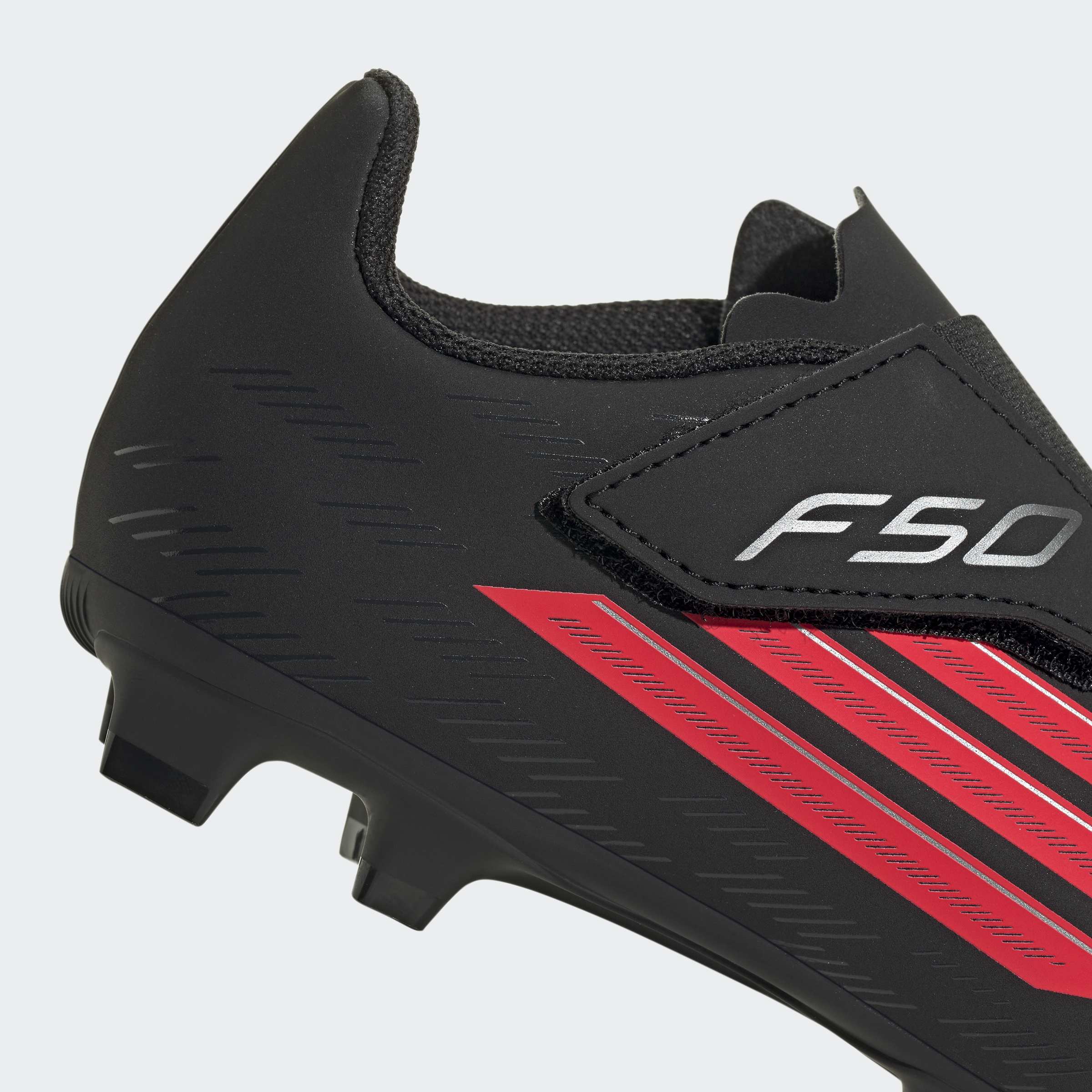 Chuteira Adidas F50 Club Vel FG/MG J Preta Adidas 