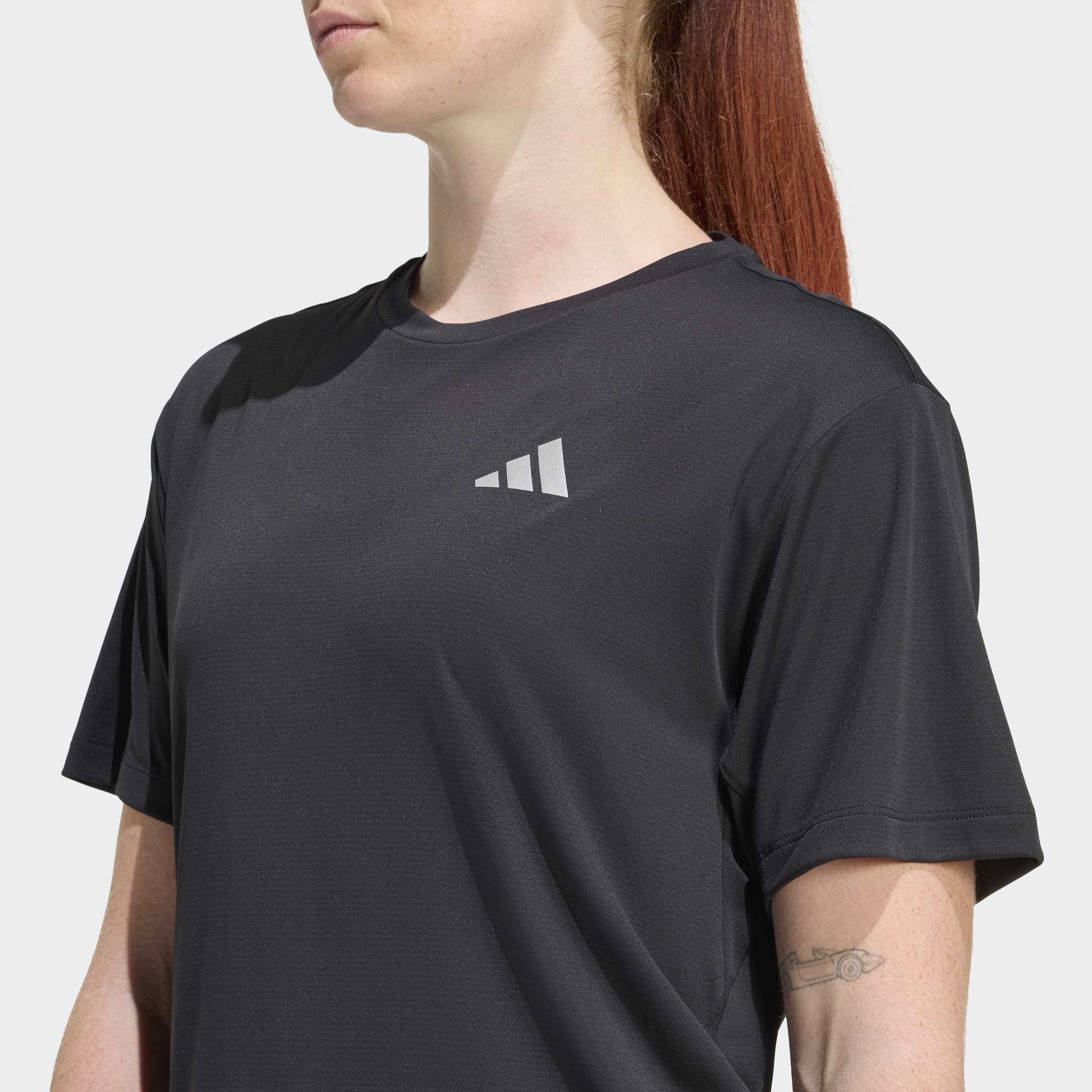 T-shirt de Treino Adidas Run Mulher Preto Adidas 
