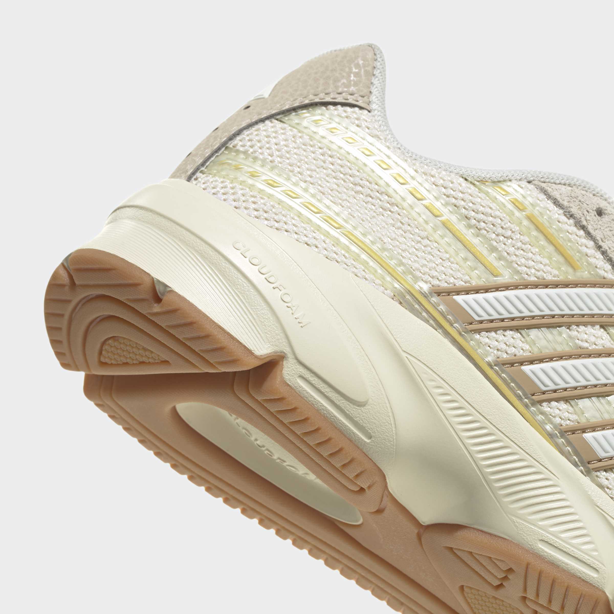 Sapatilha Technochaos 2000 Bege Adidas 