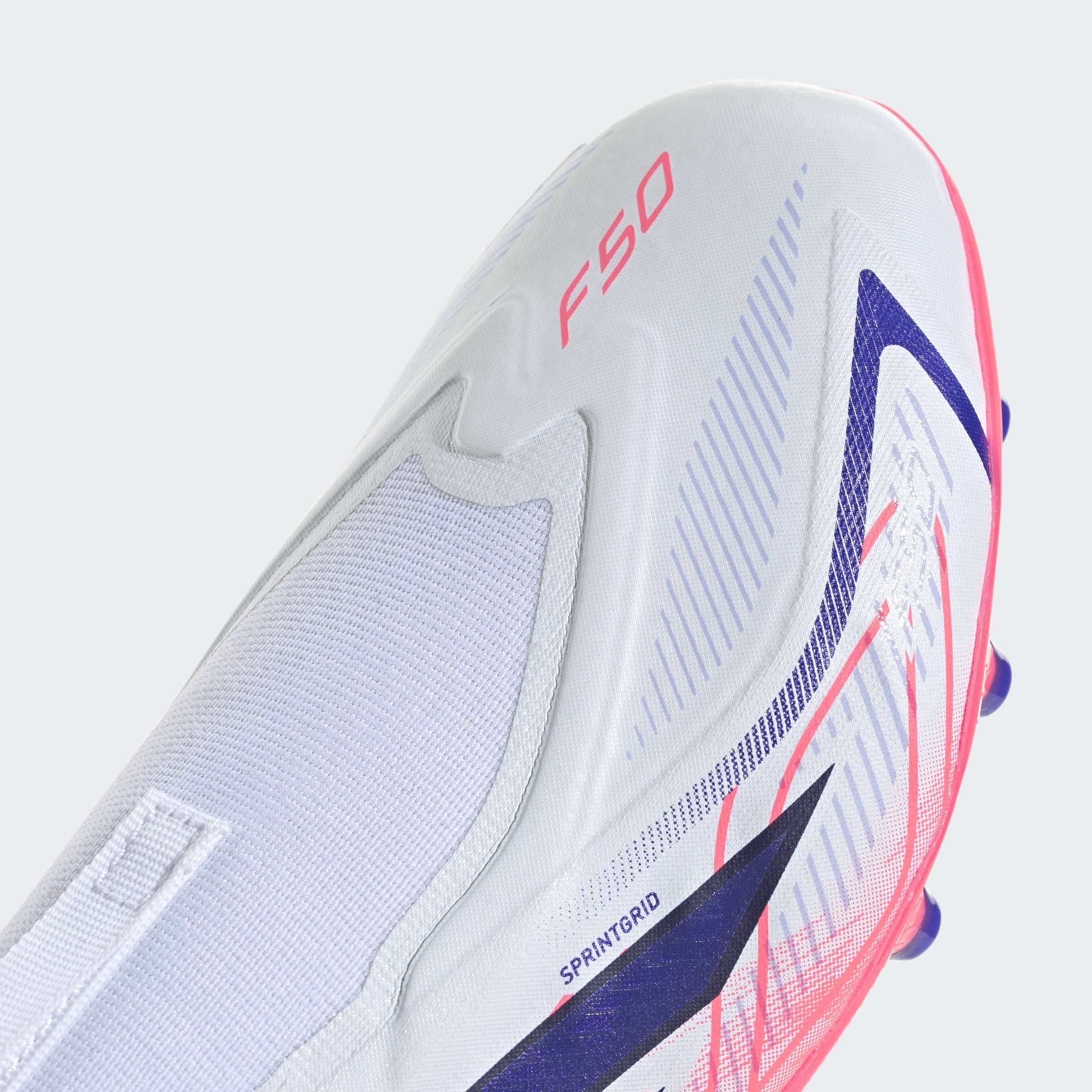 Chuteiras Adidas F50 Hyperfast League LL AG Júnior Branca/Rosa Adidas 