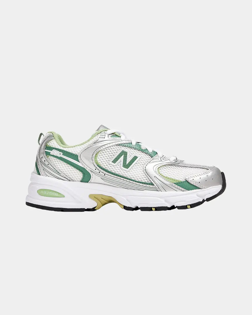 New Balance 530 Prateado/Verde New Balance 