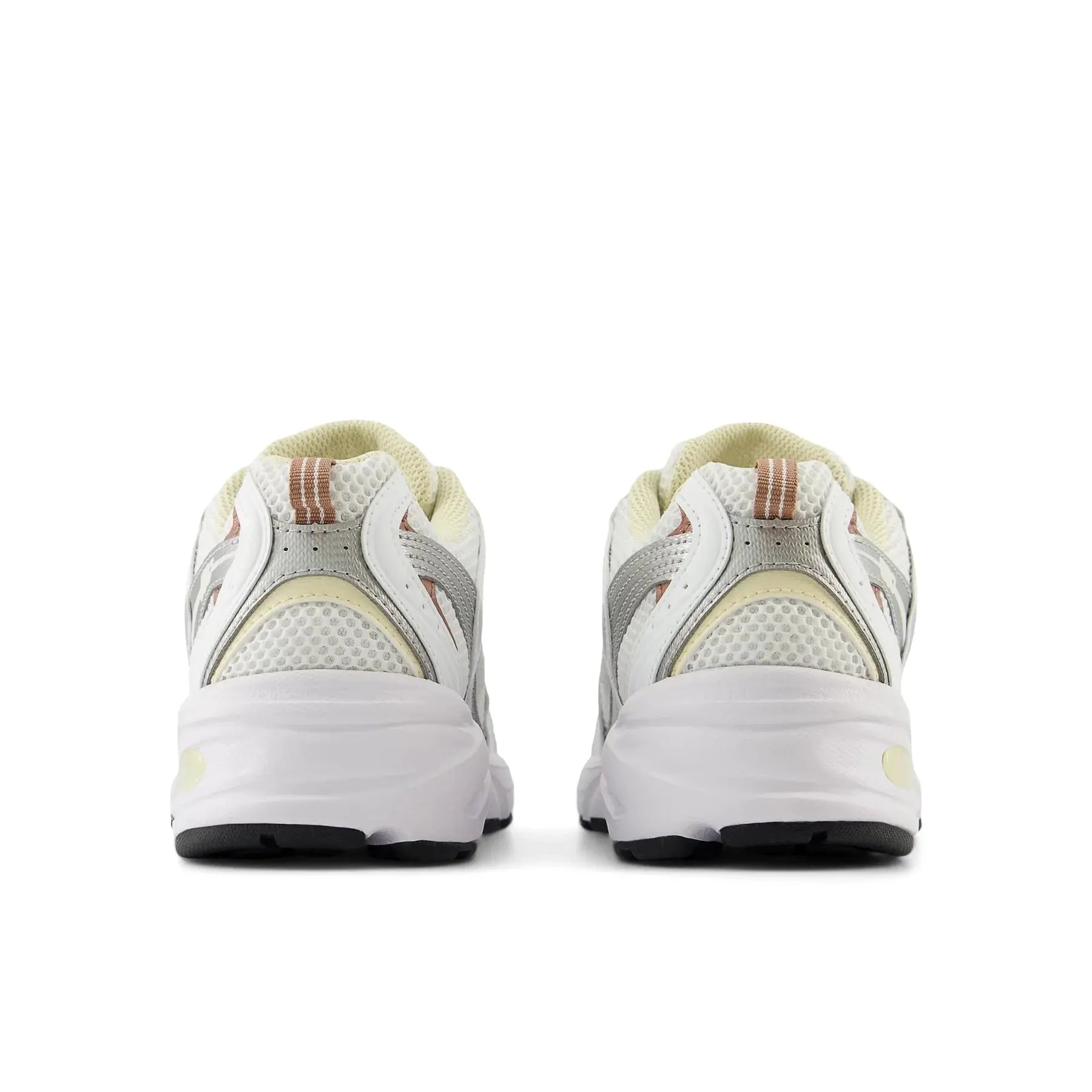 New Balance 530 Branco/Bege New Balance 