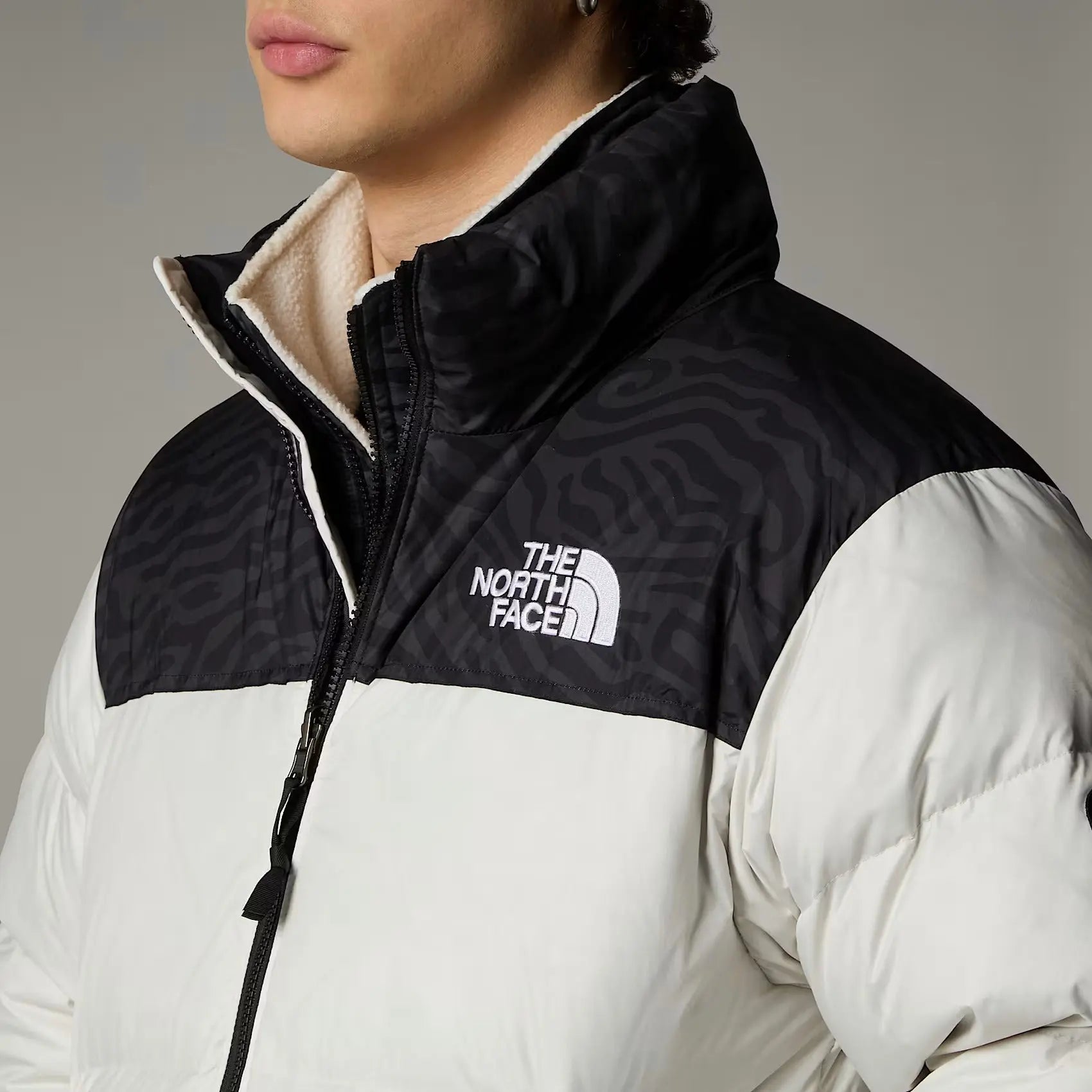 The North Face Casaco Retro Nuptse 1996 Branco The North Face 