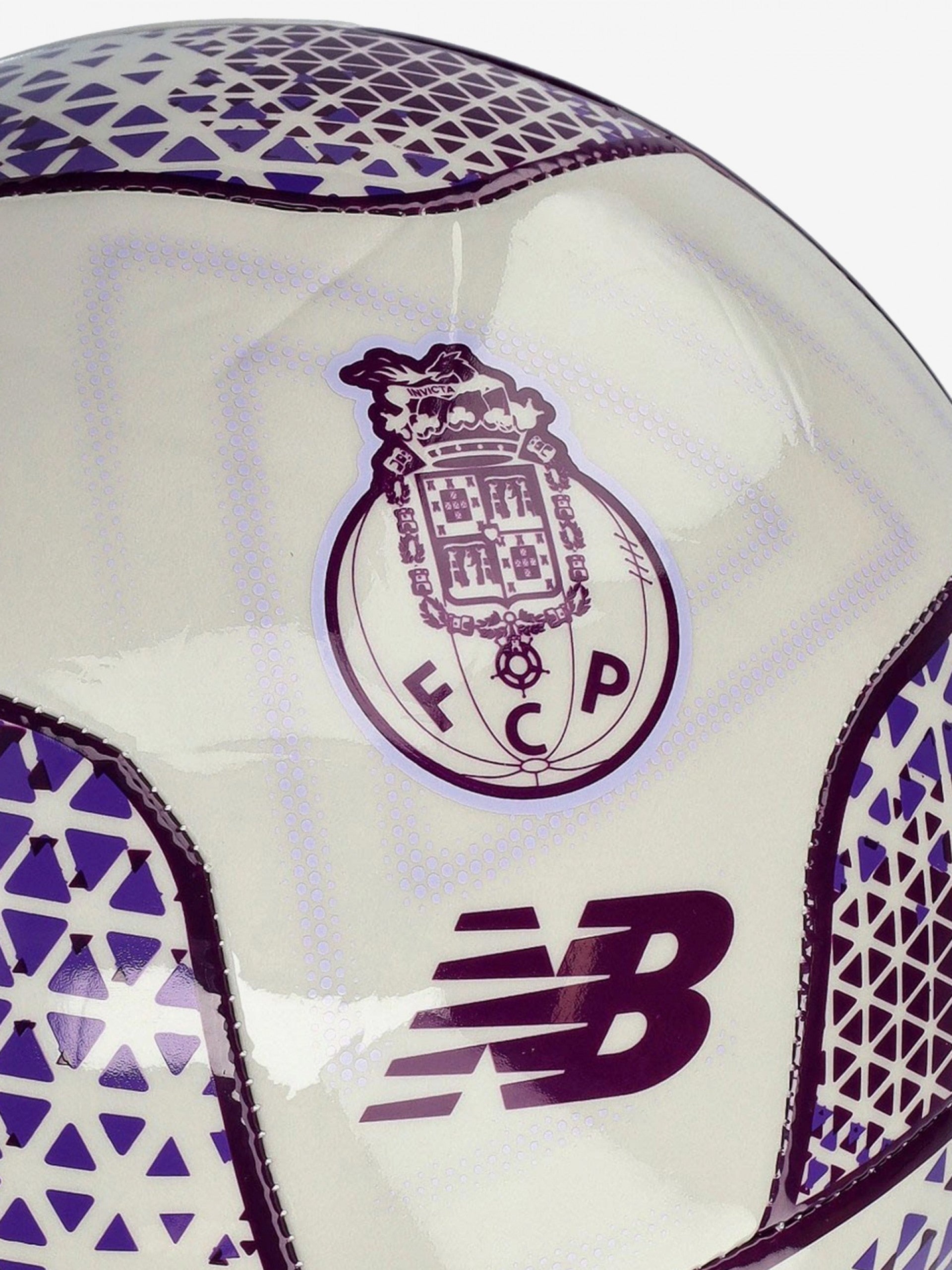 Mini Bola New Balance FC Porto Branco/Roxo New Balance 
