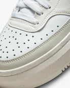 Sapatilha Nike Court Vision Alta Mulher Branco/Dourado