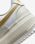 Sapatilha Nike Court Vision Alta Mulher Branco/Dourado