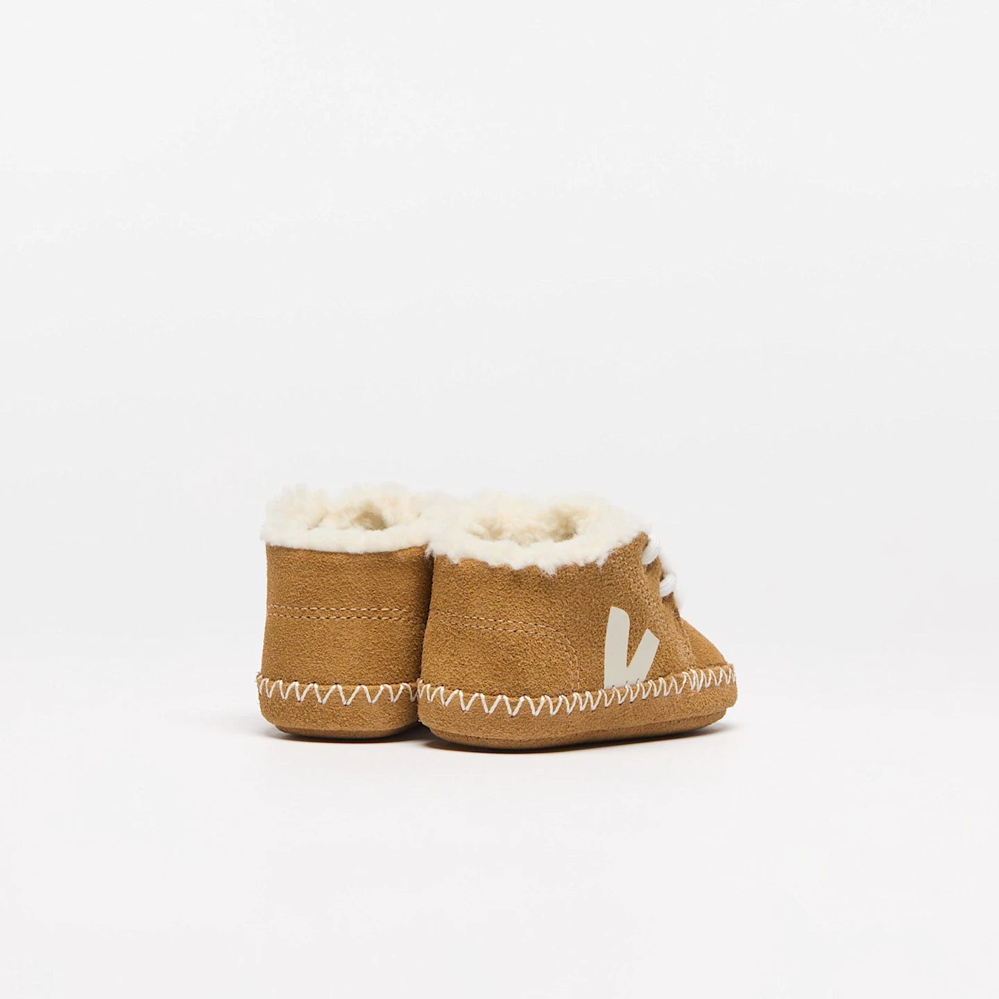 Sapatilha Veja Babé Winter Light ZZ Suede Castanho