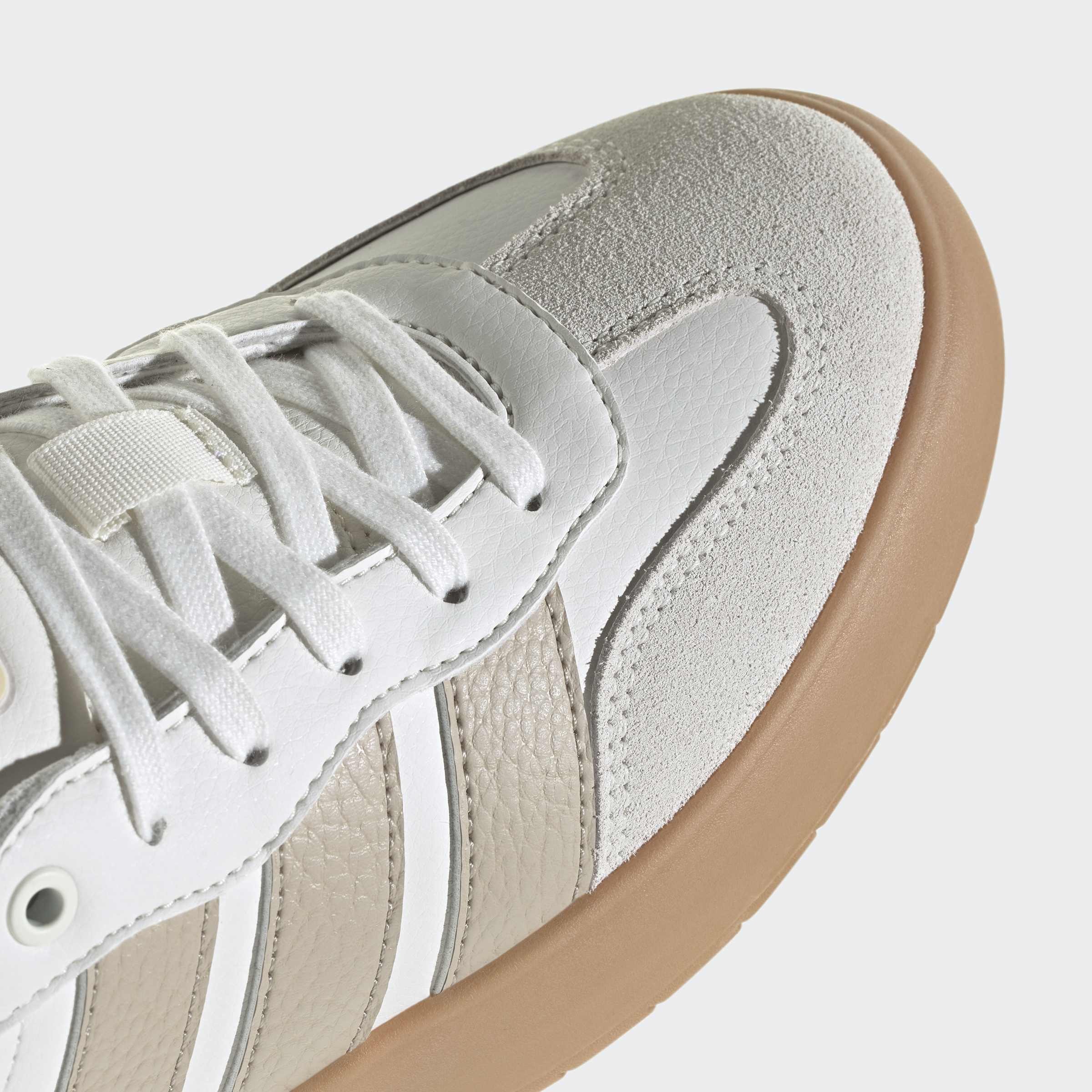 Sapatilhas Adidas Barreda XLG Branca/Bege Adidas 