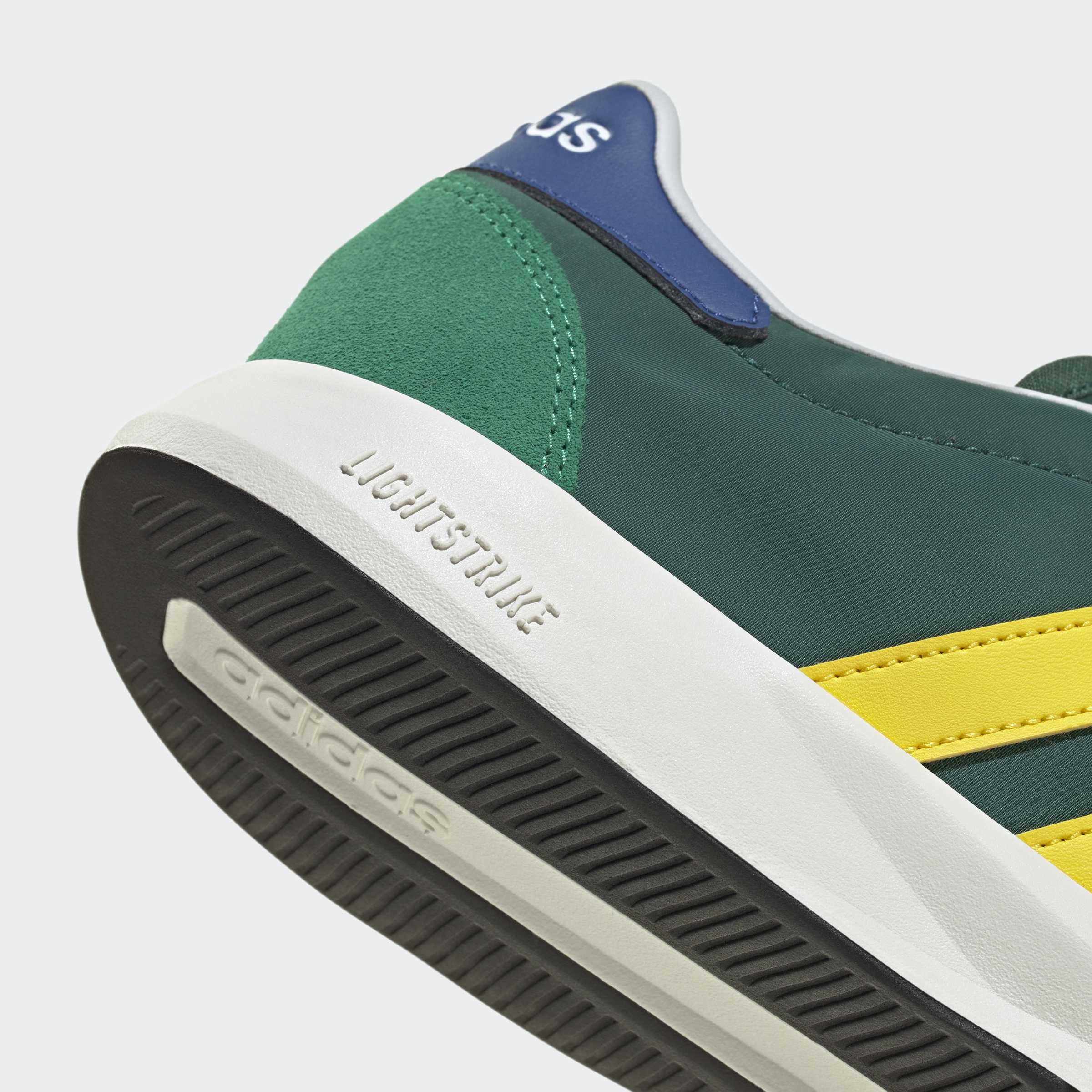 Sapatilhas Homem Adidas Run 76/26 Verdes Adidas 