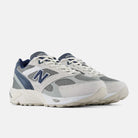 Sapatilhas Homem New Balance 880R Cinza New Balance 