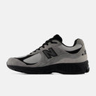 Sapatilhas New Balance 2002R Cinza/Preto New Balance 