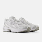 Sapatilhas New Balance 740 Branco/Prateado New Balance 