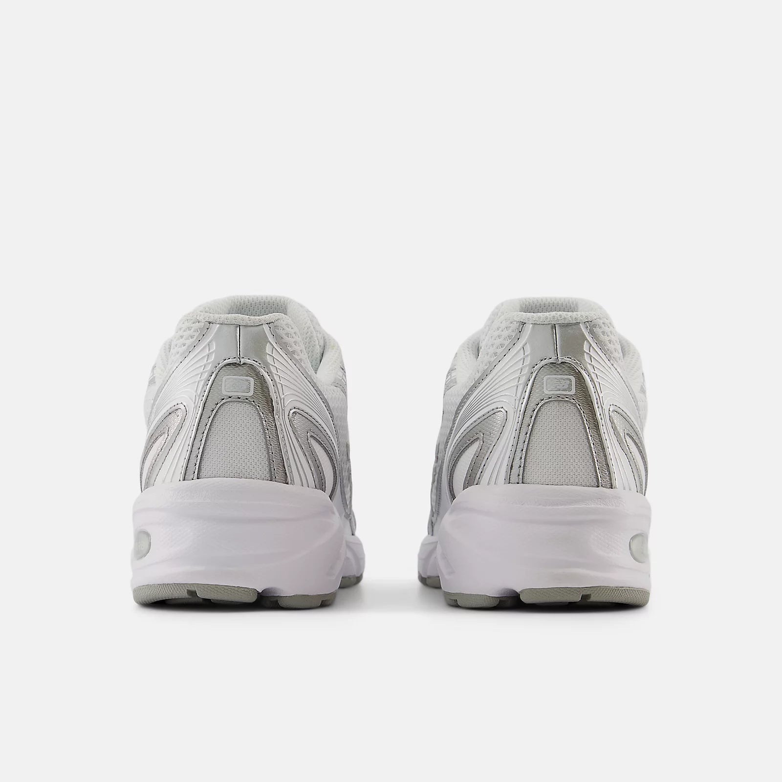 Sapatilhas New Balance 740 Branco/Prateado New Balance 