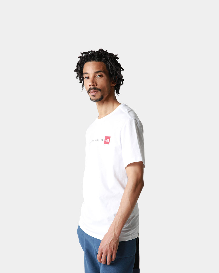 T-Shirt North Face NSE Homem Branca/Vermelho