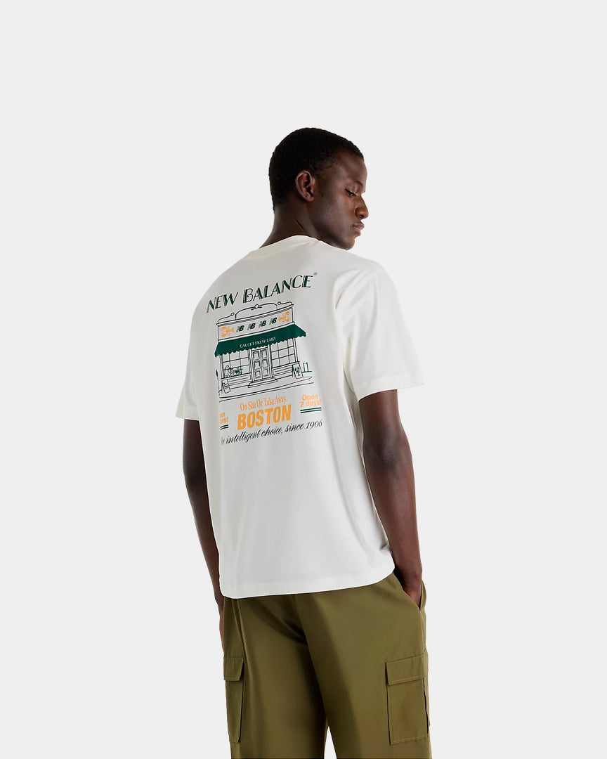 T-shirt Homem New Balance Grab a Bit Boston Branca New Balance 
