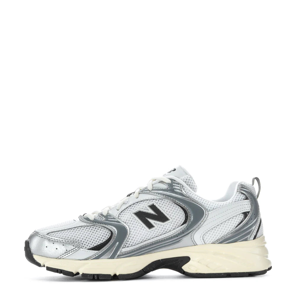 New Balance 530 Branca/Cinza New Balance 