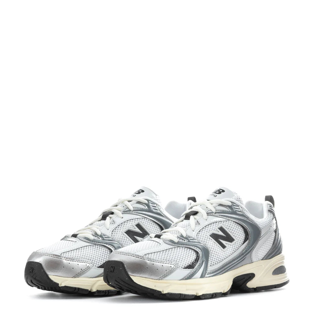 New Balance 530 Branca/Cinza New Balance 
