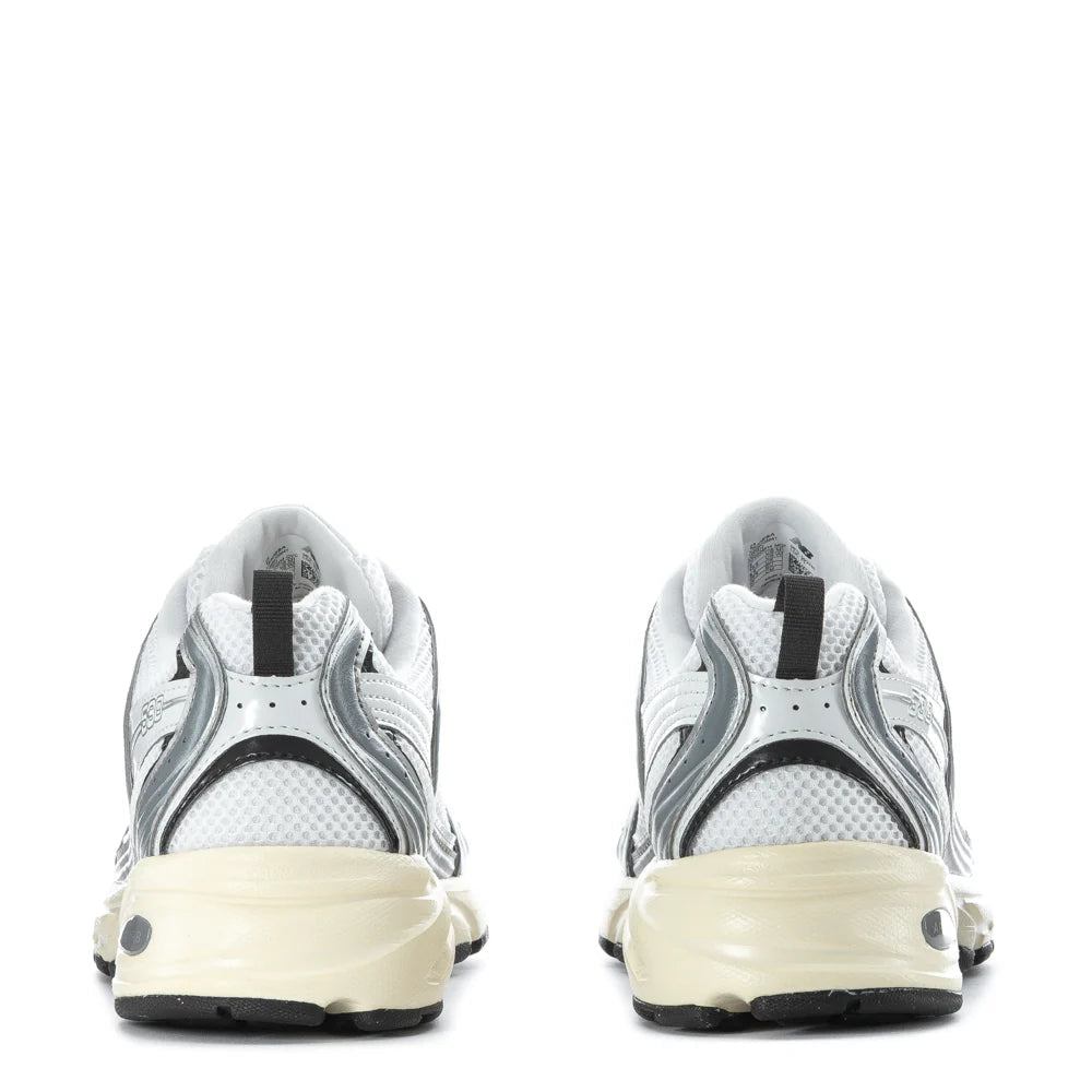 New Balance 530 Branca/Cinza New Balance 