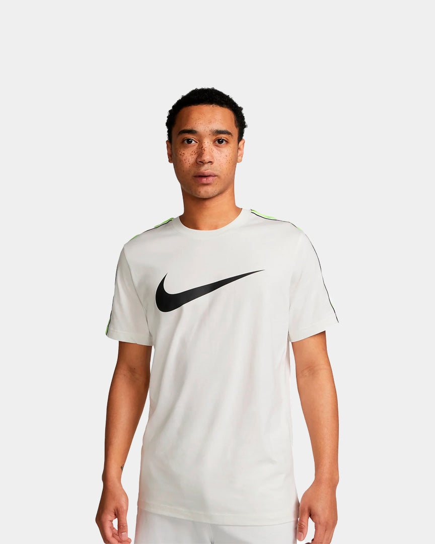 Nike M Repeat T-Shirt Branca dx2032122