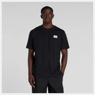 New Balance T-Shirt Woven Label Preta/Vermelha New Balance 