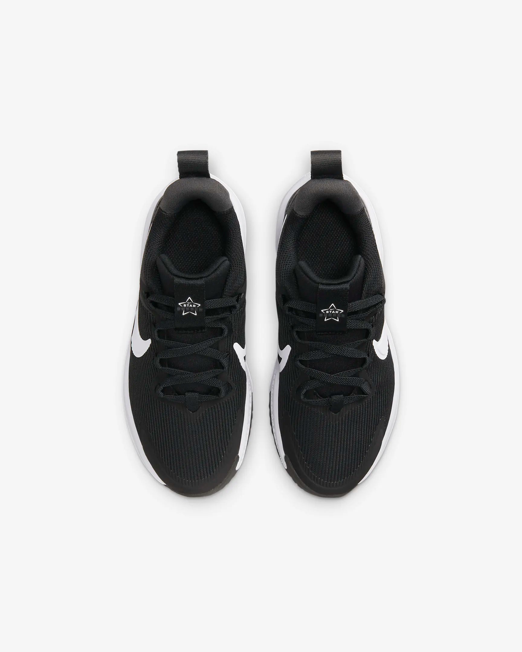 Nike Star Runner 4 Criança Preto/Branco Nike
