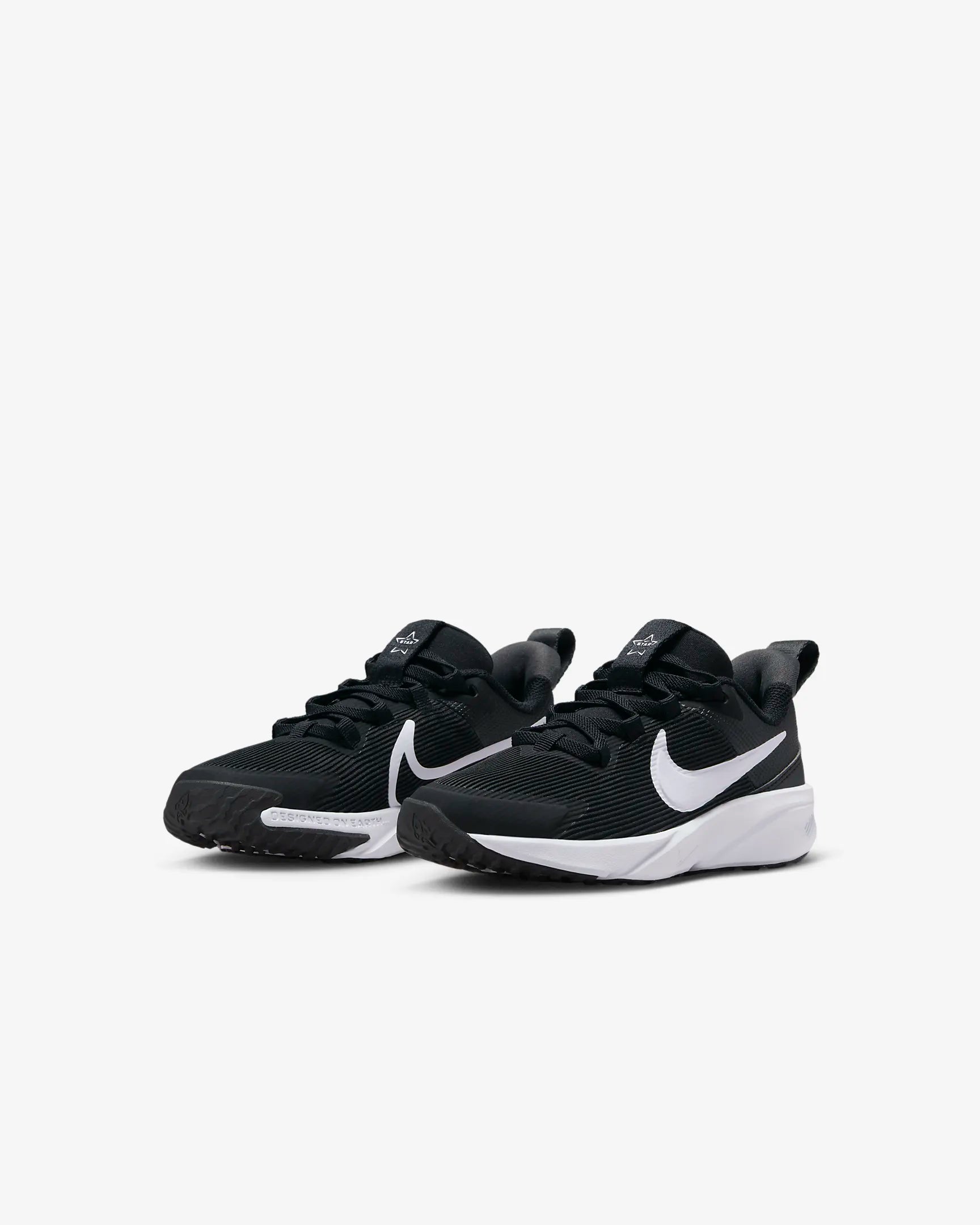 Nike Star Runner 4 Criança Preto/Branco Nike