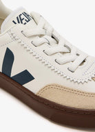 Veja Small Volley O.T Leather Branco/Marinho Veja 