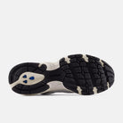 New Balance 530 Branca/Bege New Balance 